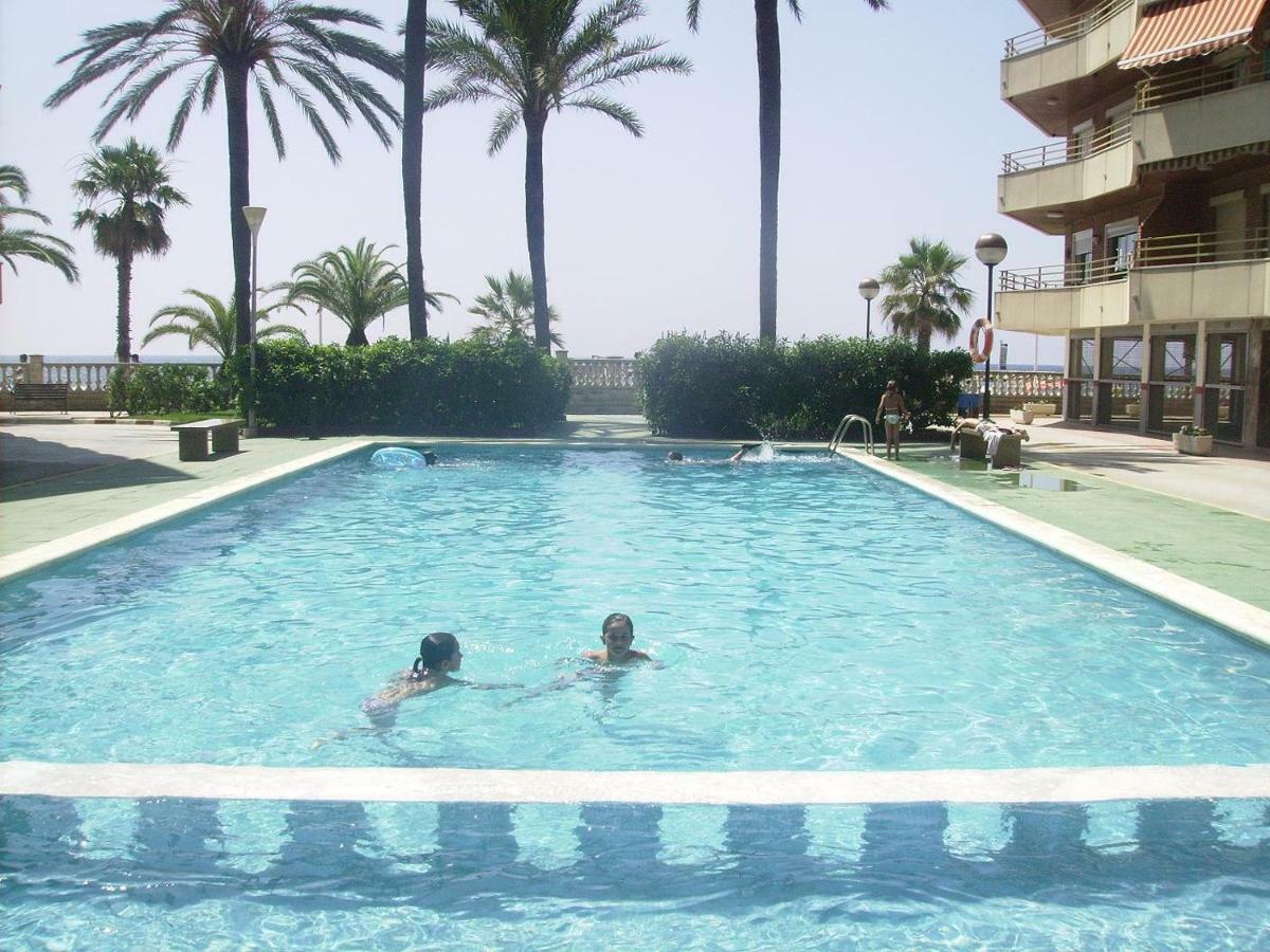 Apartamentos Marina Sol De Espana Камбрілс Екстер'єр фото
